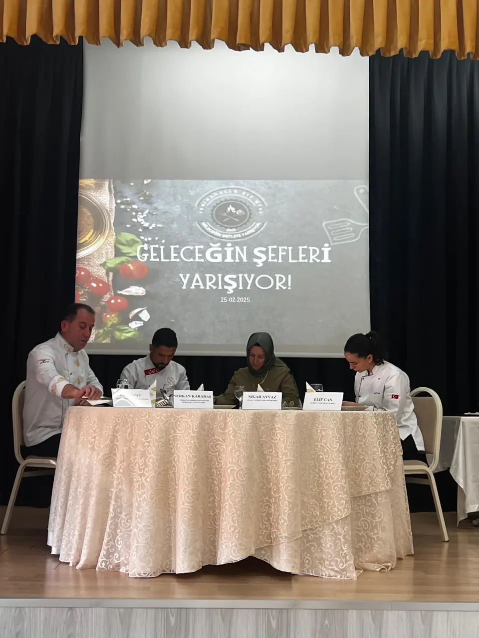 Haber: Geleceğin Şefleri Yarışıyor adlı yemek yarışması gerçekleştirildi - Galeri-2