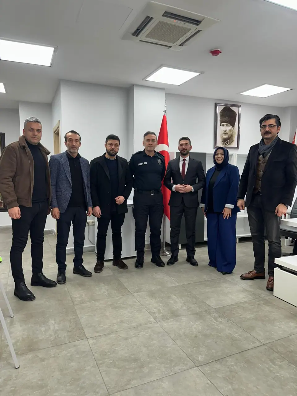 Haber: Albayrakoğlu ve yönetimi ziyaretlere başladı - Galeri-1