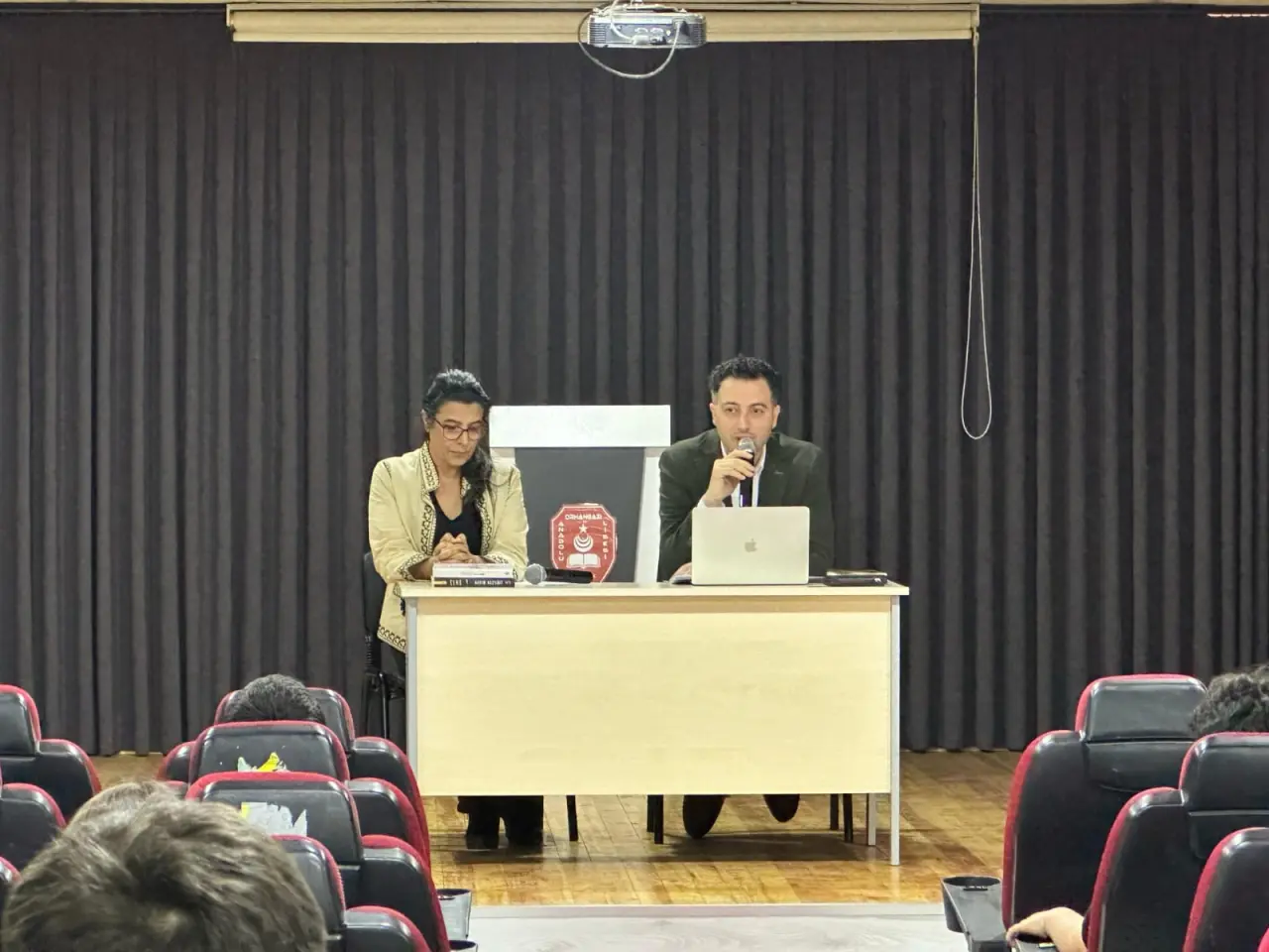 Haber: Edebiyat günleri etkinliği ilgiyle karşılandı - Galeri-1