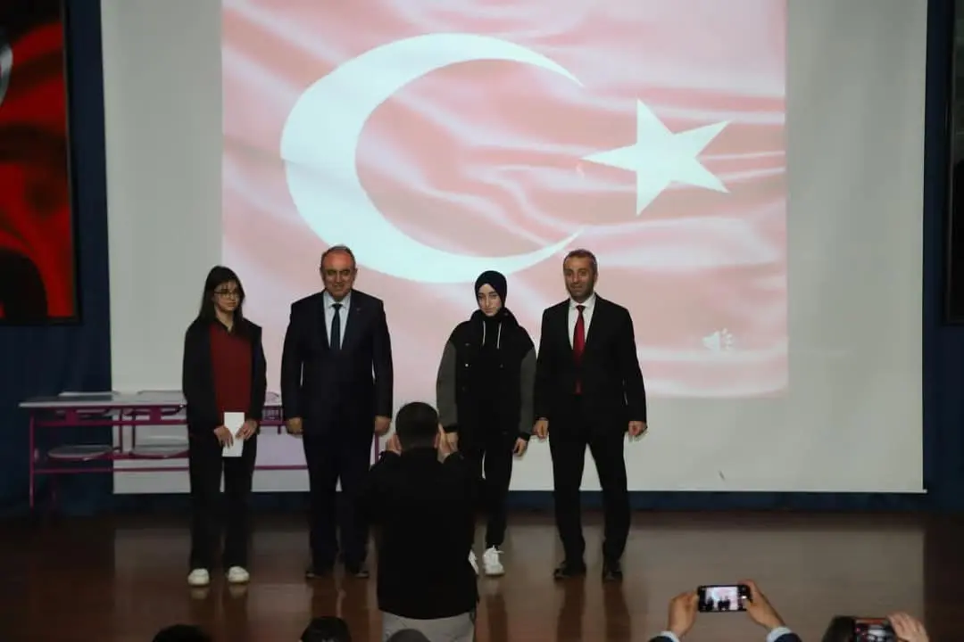 Haber: İSTİKLAL MARŞININ KABULÜ VE MEHMET AKİF ERSOY’U ANMA PROGRAMI DÜZENLENDİ - Galeri-2