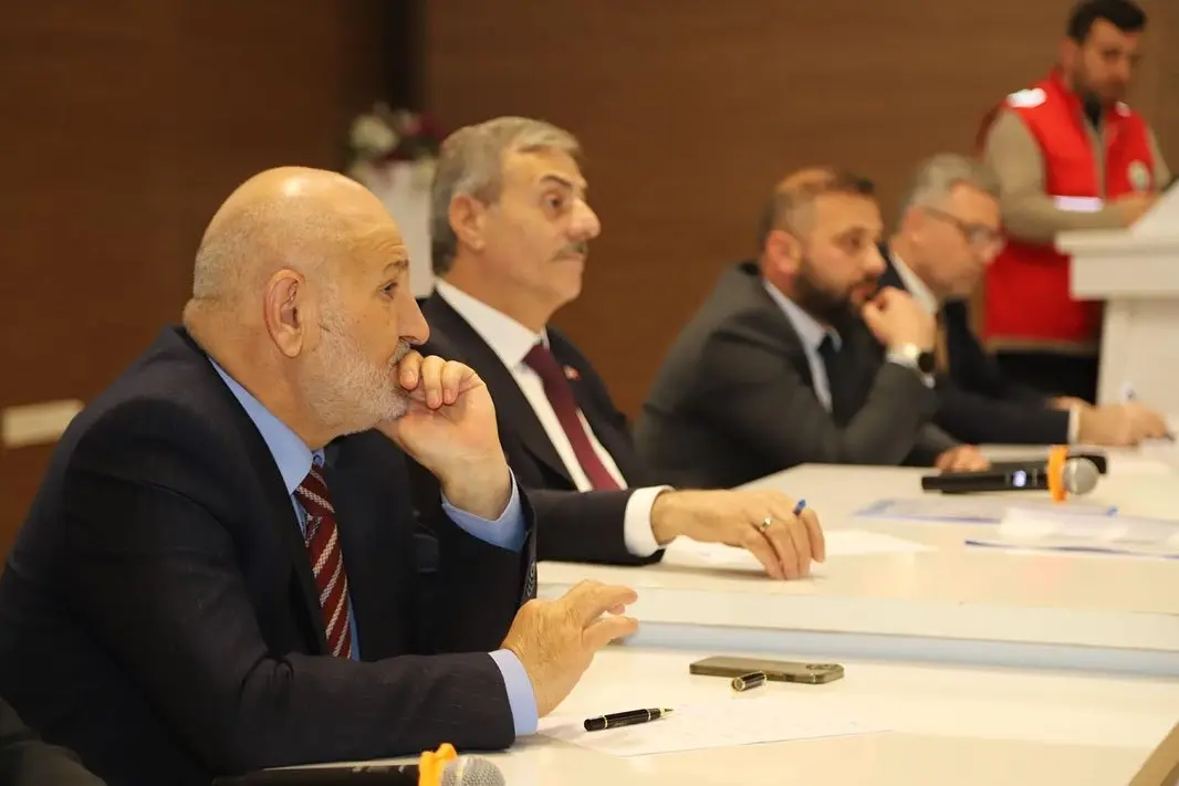 Haber: BAŞKAN ALEMDAR, HENDEKLİ MUHTARLARLA BULUŞTU - Öne Çıkan