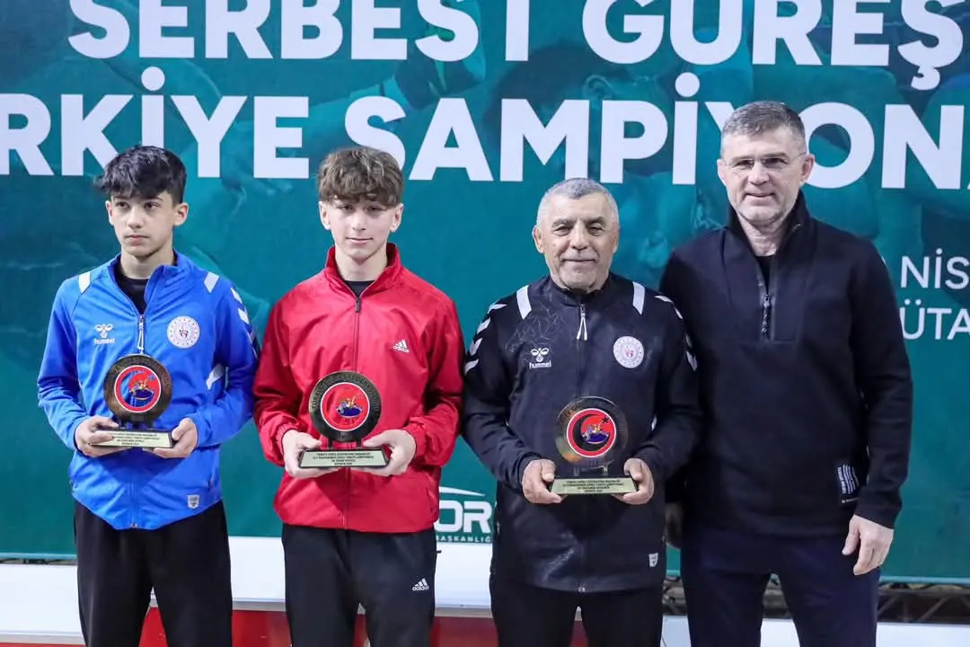 Haber: HENDEK OLİMPİK SPOR KULÜBÜ ŞAMPİYONLARLA DÖNDÜ - Galeri-2