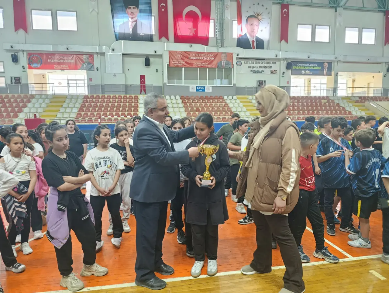 Haber: Geleneksel Çocuk Oyunları sona erdi - Galeri-3