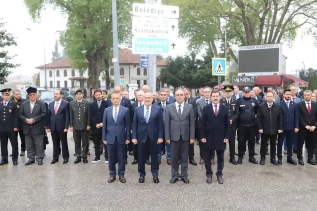 HENDEK´TE 23 NİSAN COŞKUYLA KUTLANDI