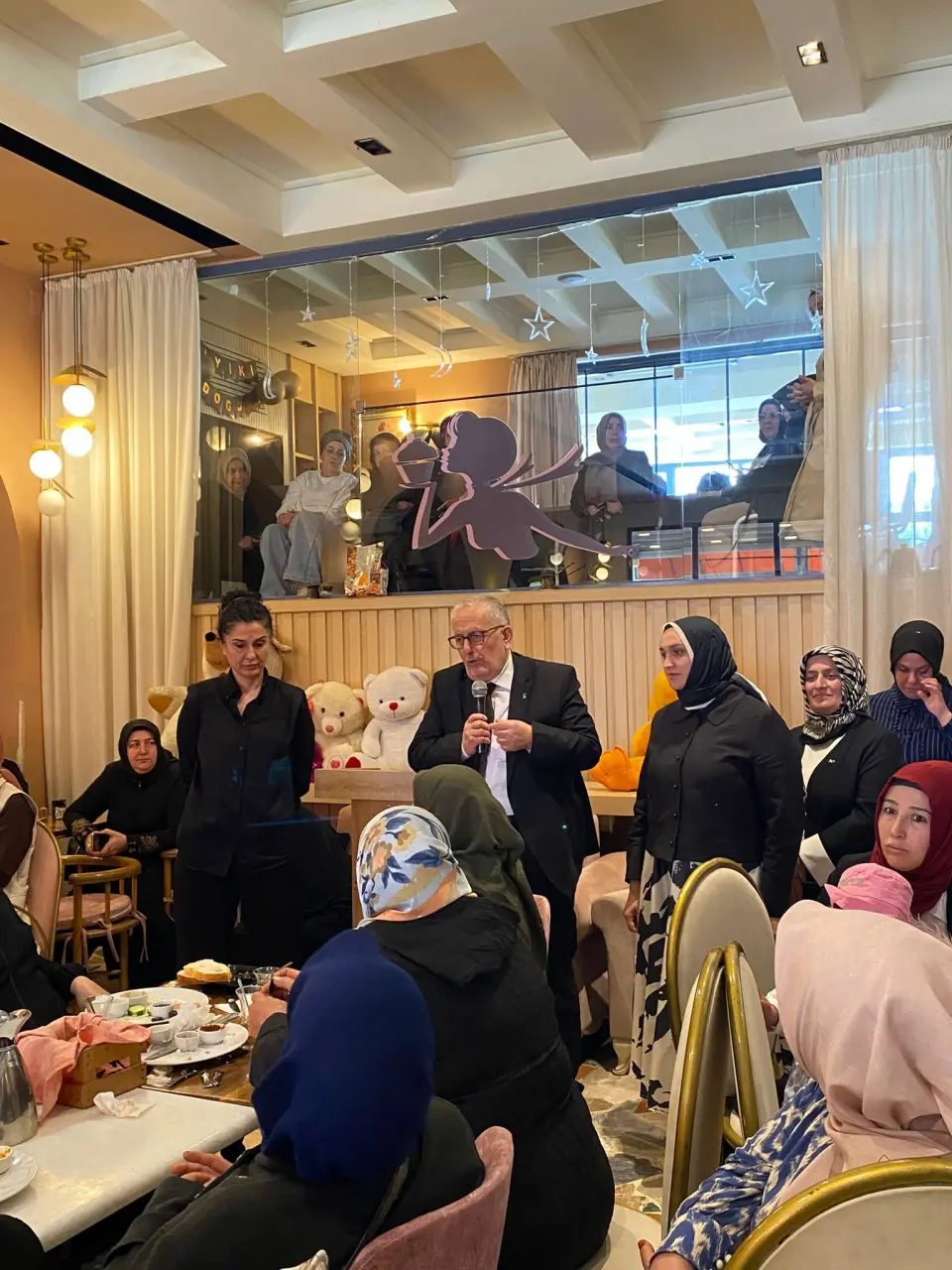 Haber: AK Parti Kadın Kolları Mahalle Başkanları ile kahvaltıda buluştu - Galeri-3