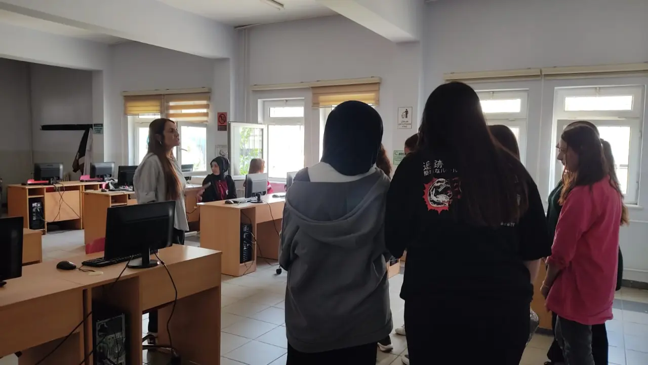 Haber: YENİMAHALLE KIZ MTAL’DE OKUL TANITIM ETKİNLİĞİ GERÇEKLEŞTİRİLDİ - Galeri-3