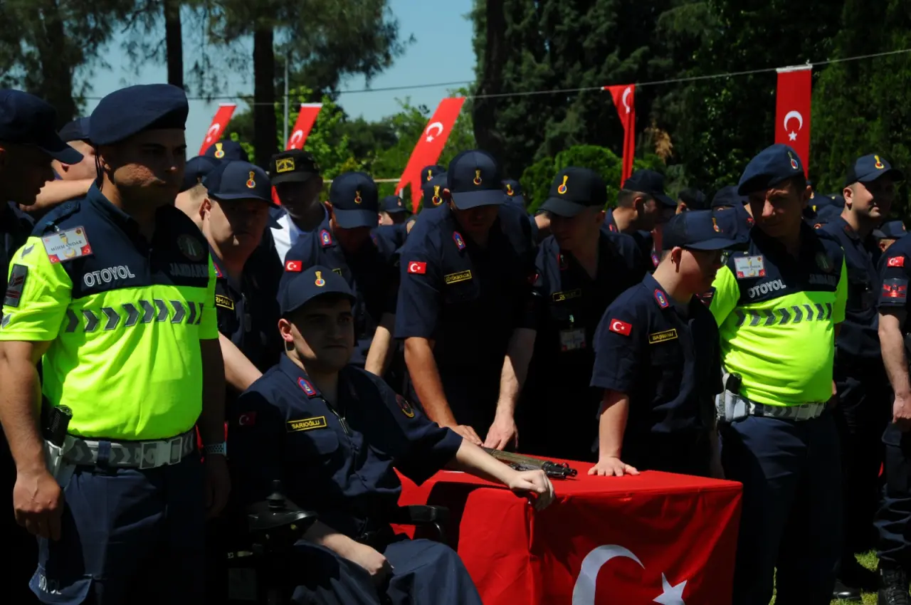 Haber: Özel Gereksinimli Gençler Askerlik yemini etti - Galeri-10