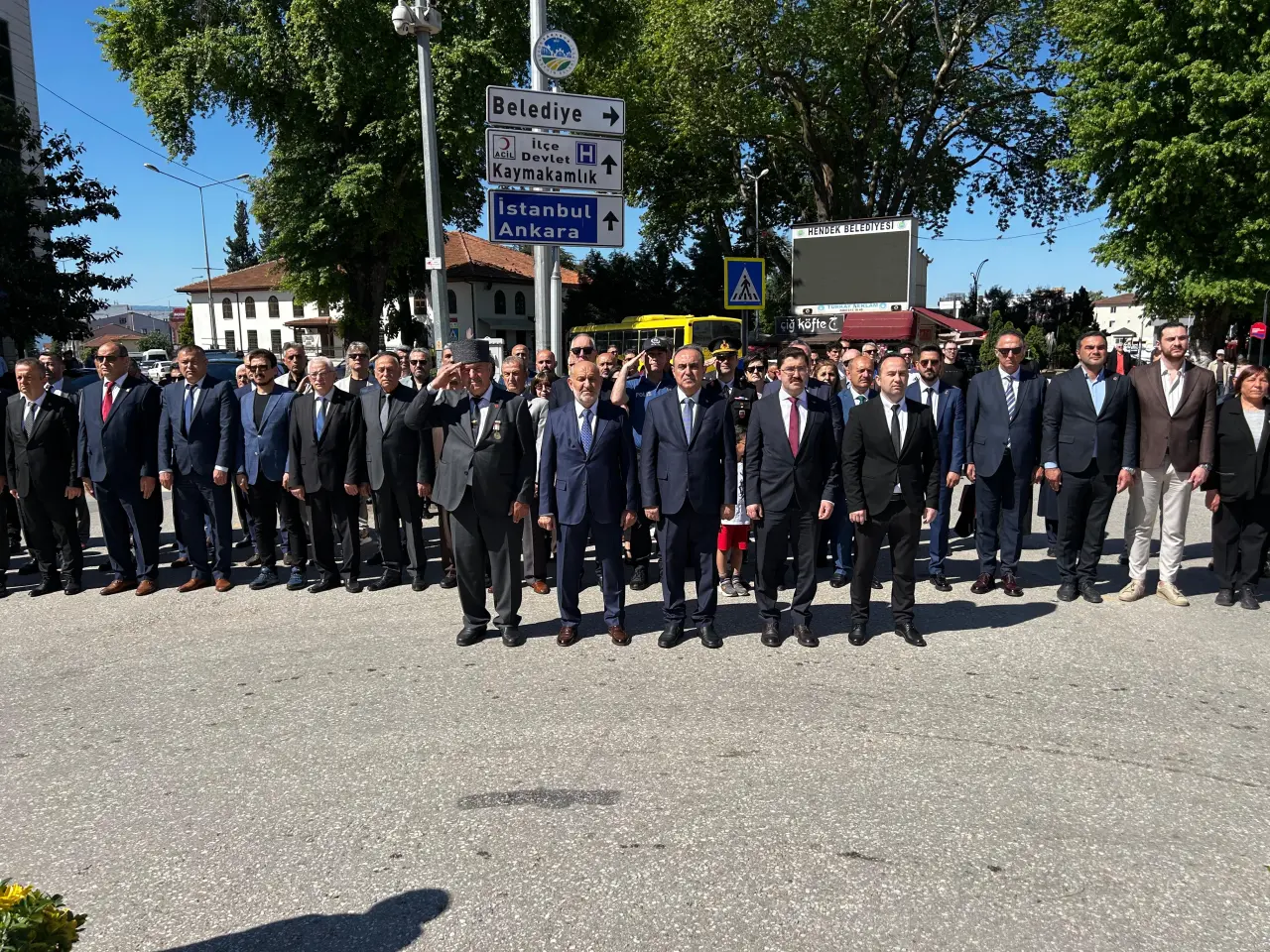 Haber: 19 MAYIS HENDEK’TE COŞKUYLA KUTLANDI - Öne Çıkan