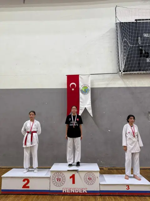 KARATEDE HENDEK FIRTINASI