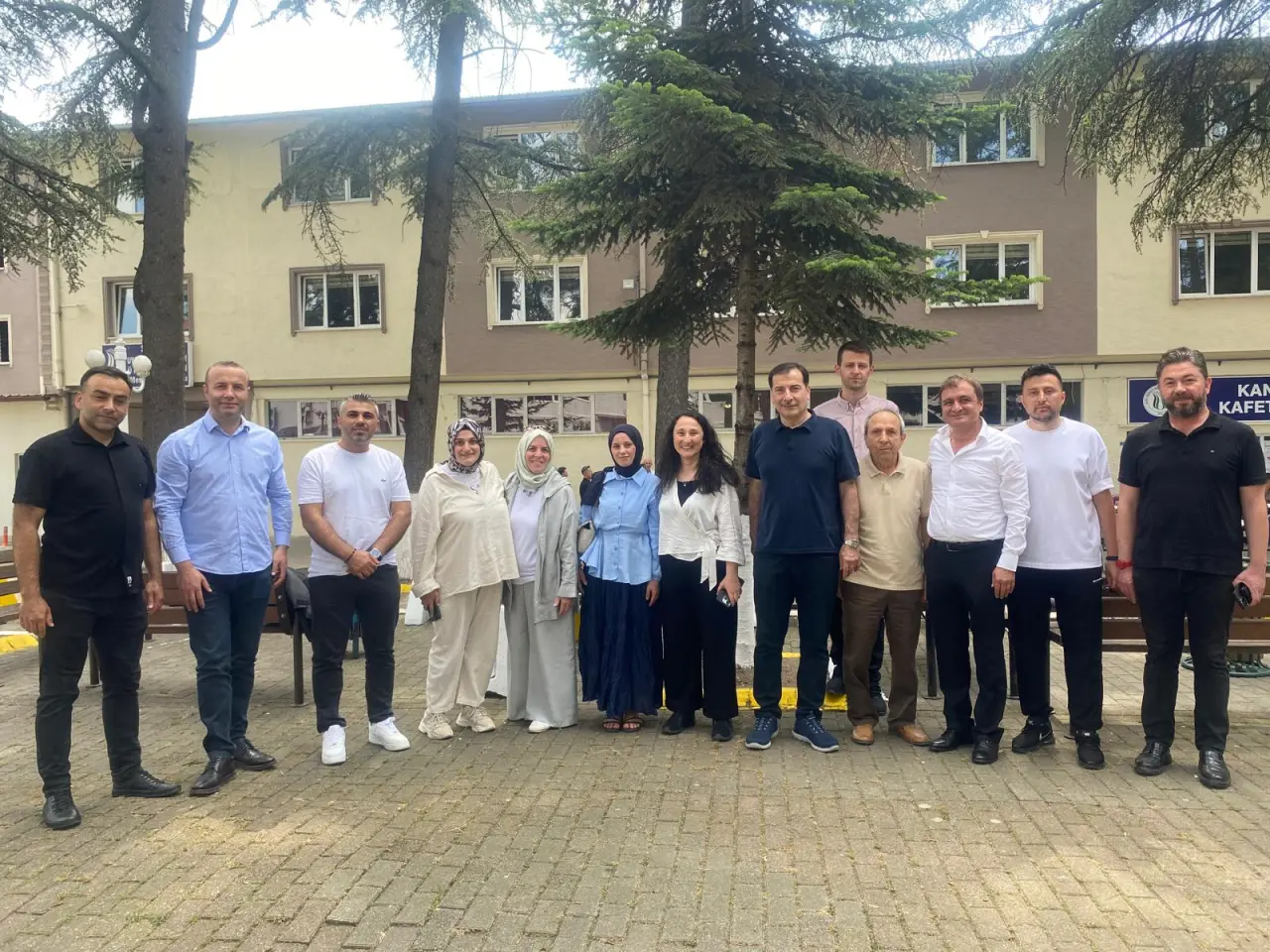 Haber: HENDEK MESLEK YÜKSEKOKULU MEZUNLARI BULUŞTU - Galeri-3
