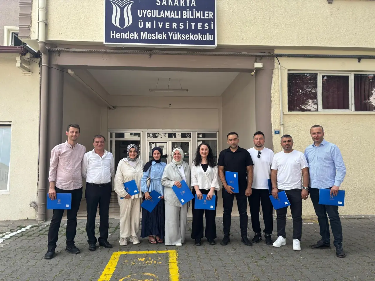Haber: HENDEK MESLEK YÜKSEKOKULU MEZUNLARI BULUŞTU - Galeri-1