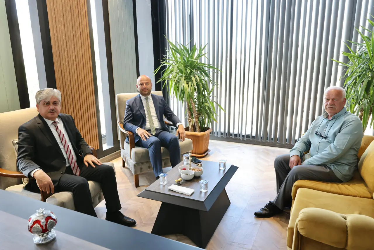 Haber: Sakarya valisi Rahmi Doğan MHP İl başkanı Oğuz Alkaş’ı ziyaret etti - Öne Çıkan