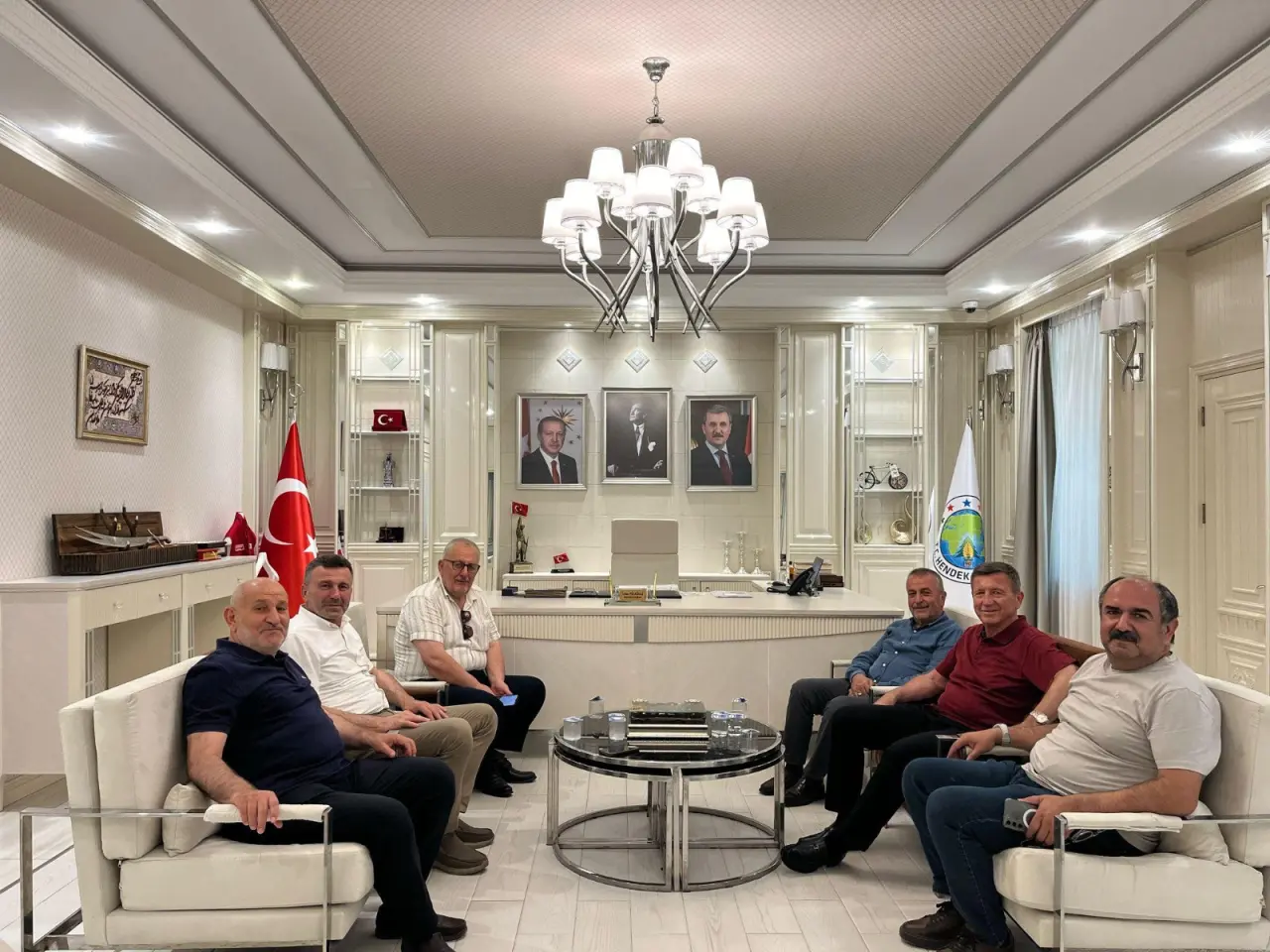 Haber: AK Parti'nin Adaleti Gitmiş, Geriye Kalkınması Kalmış - Öne Çıkan