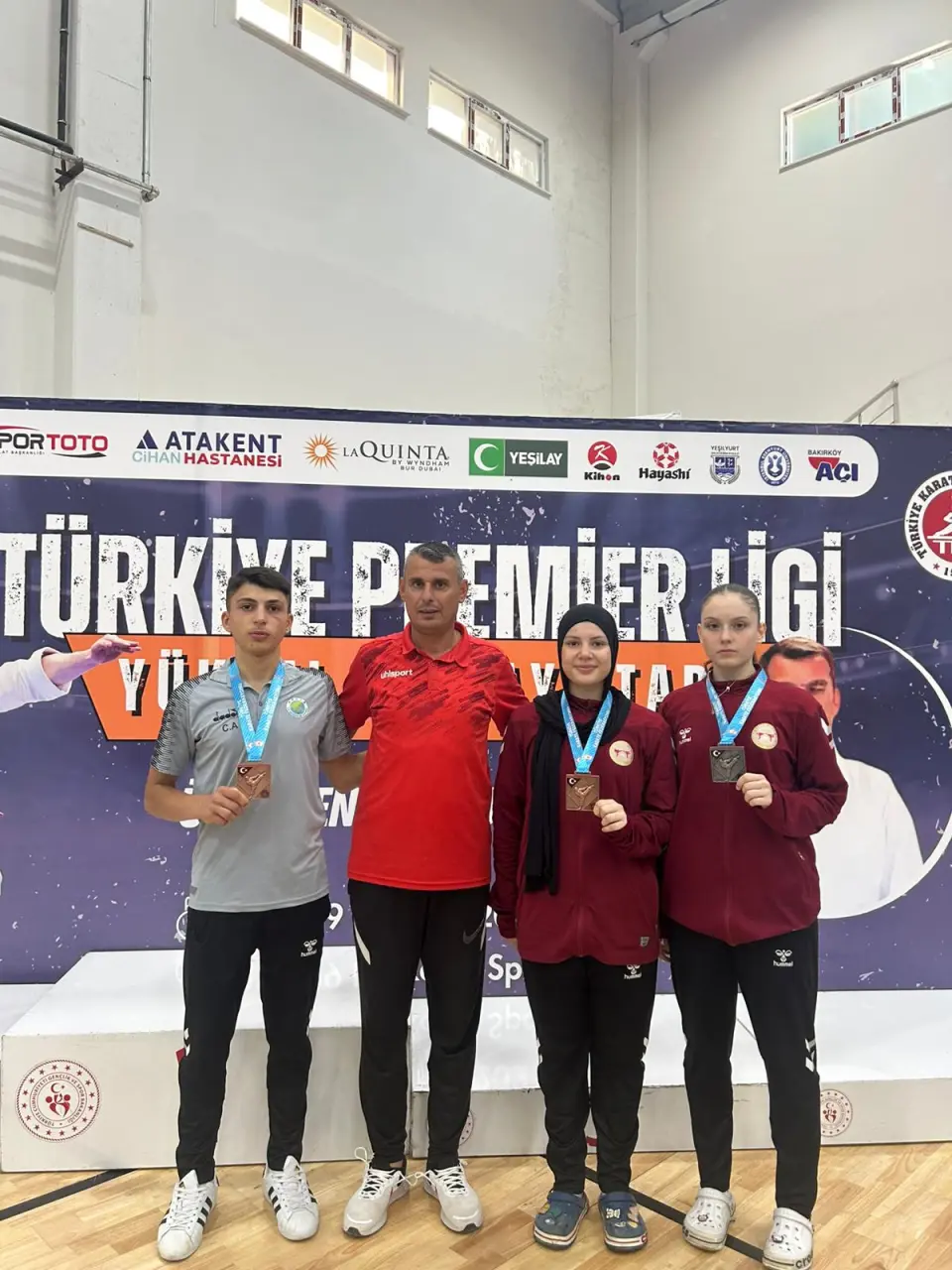 Haber: Hendek Karate madalyaya doymuyor - Öne Çıkan