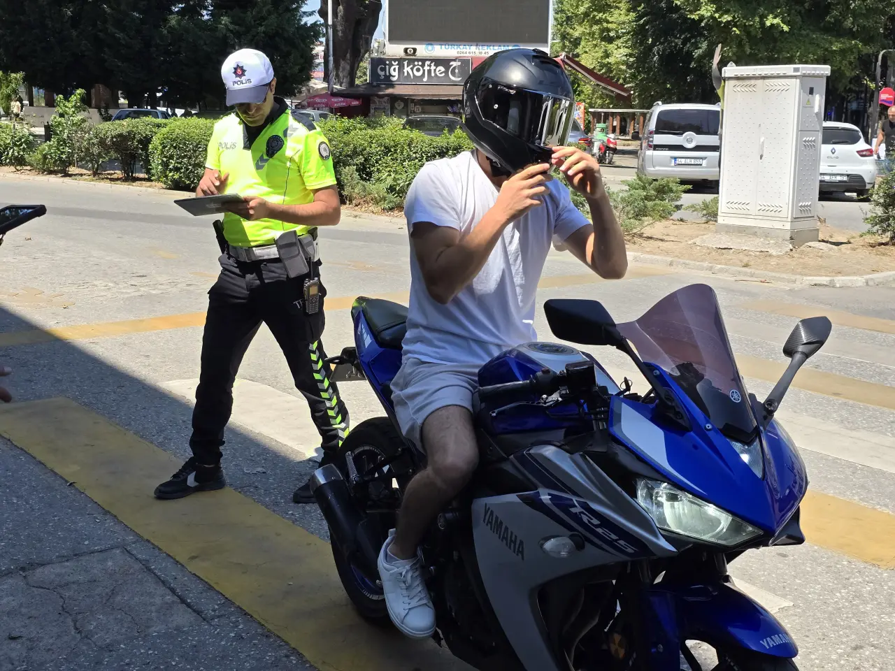 Haber: Hendek'te Trafik Denetimleri Sıklaştırıldı - Galeri-1