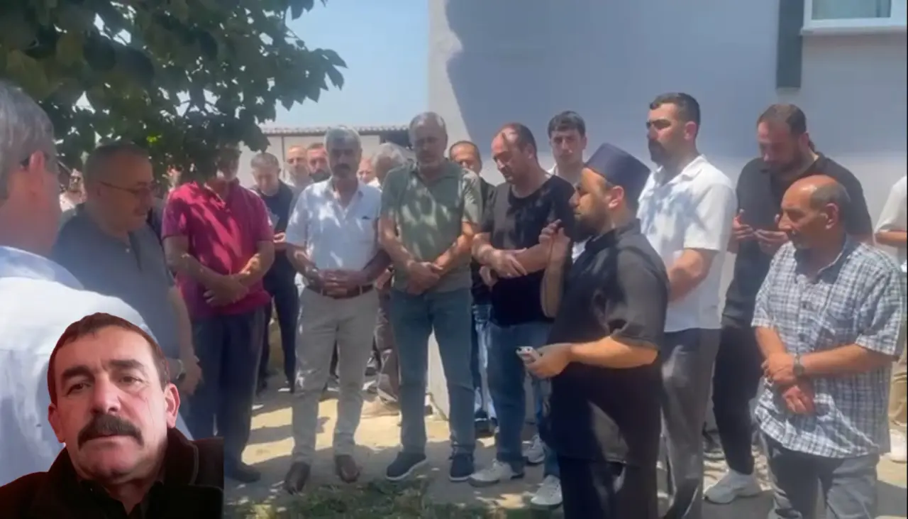 Haber: Muhtar dualarla son yolculuğuna uğurlandı - Öne Çıkan