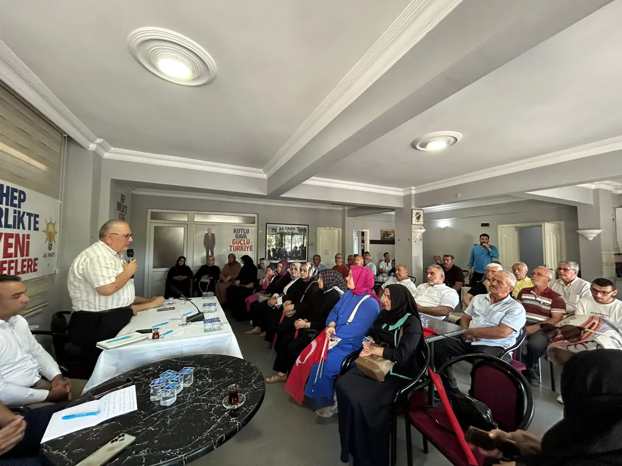 Haber: 15 Temmuz’da AK Parti Hendek Teşkilatı’ndan Daraltılmış Danışma Meclisi Toplantısı - Öne Çıkan
