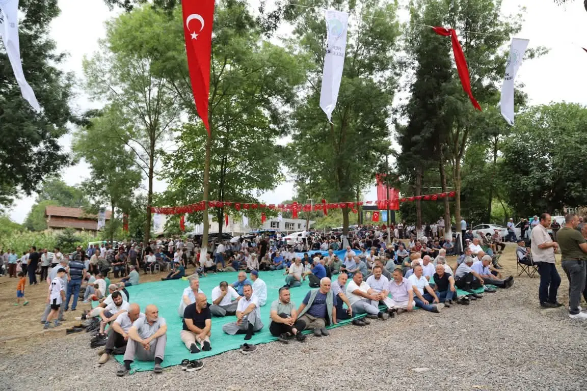Haber: HENDEK’TE ŞEYH İZZEDDİN İSMAİL DUALARLA ANILDI - Öne Çıkan