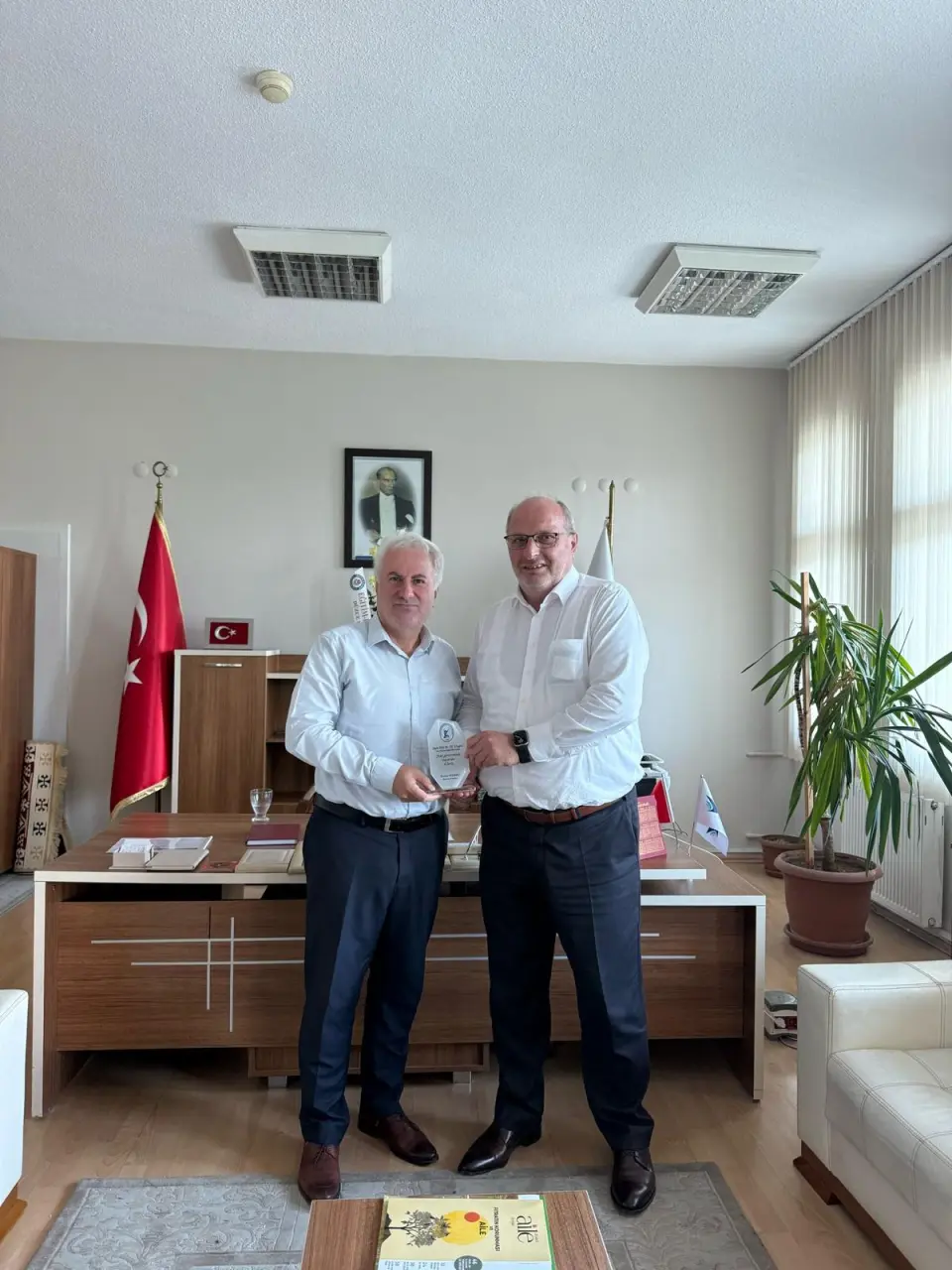 Haber: Gürcü Kültür Derneğinden Düzce Üniversitesi’ne Ziyaret - Galeri-2