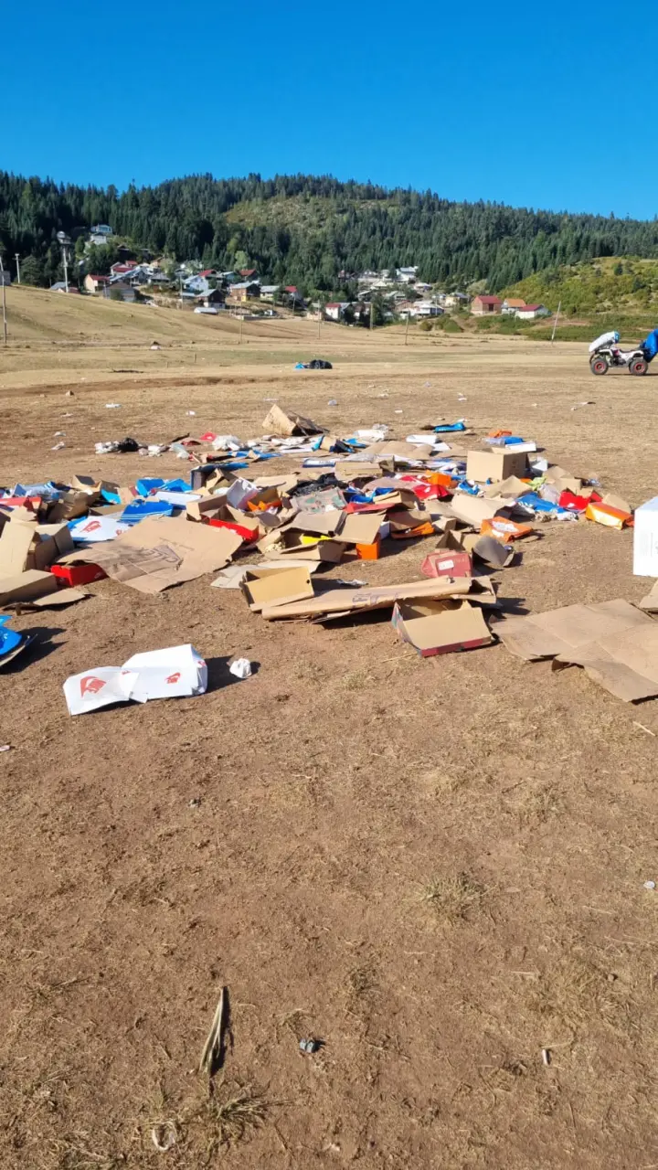 Haber: YAYLA ŞENLİKLERİ SONRASI ORTAYA ÇIKAN ÇÖP GÖRÜNTÜLERİ, HENDEK'E YAKIŞMADI - Galeri-2