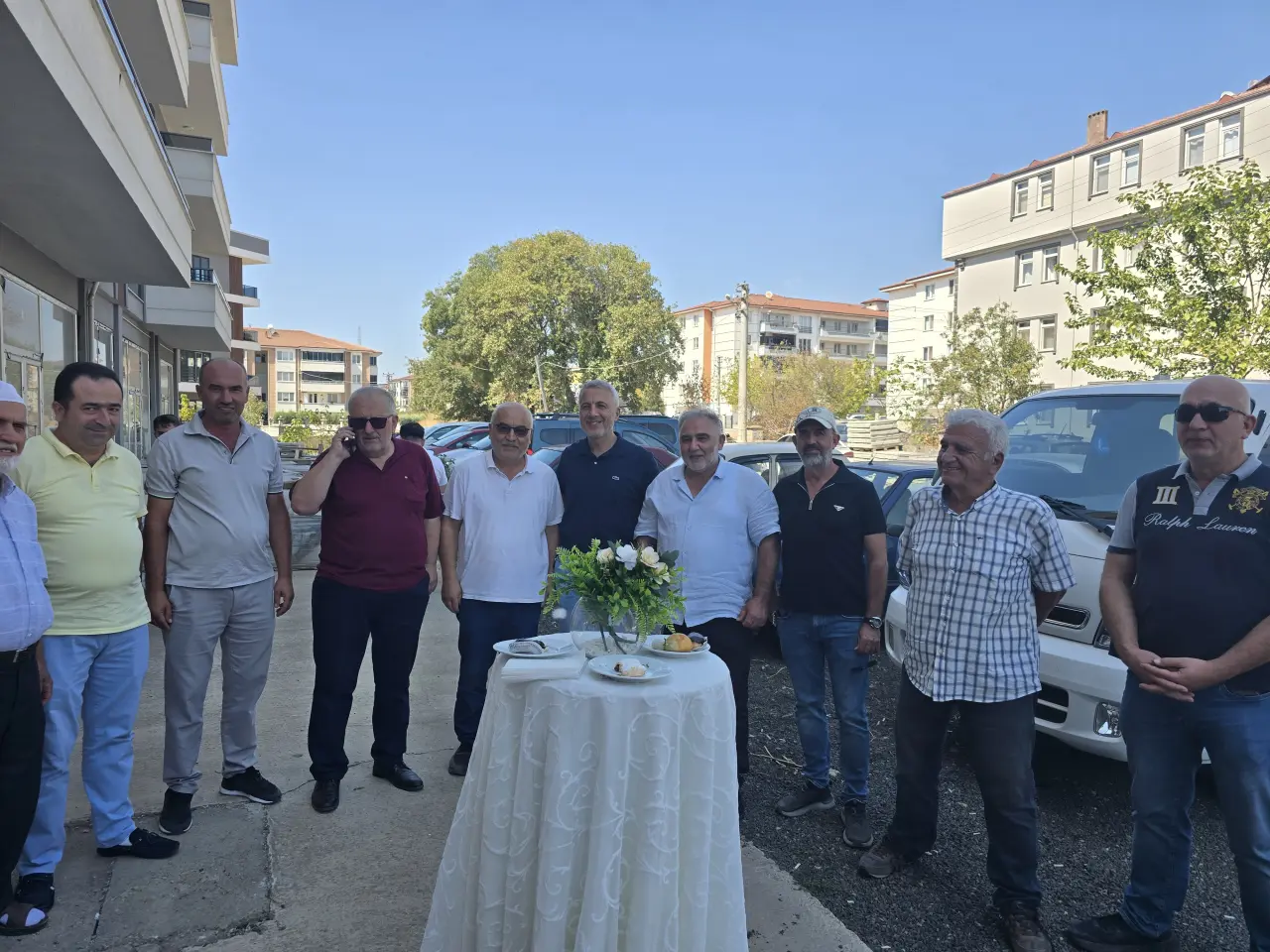 Haber: Ada Berrak Elektrik Hendek Şubesi Yenilenen Yüzüyle Hizmete Açıldı - Galeri-12