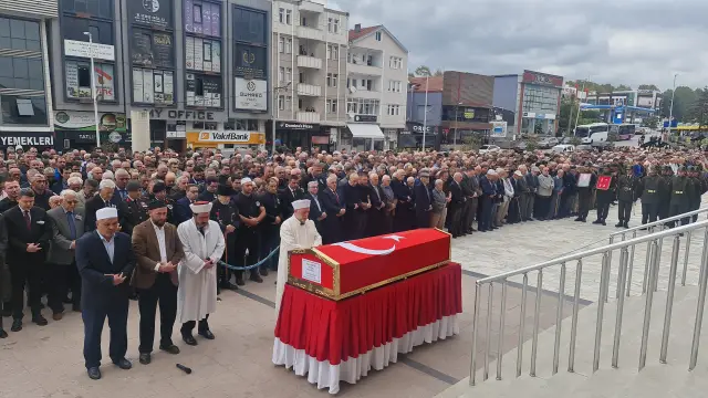 Rasim Betir Paşa Askeri Törenle Son Yolculuğuna Uğurlandı