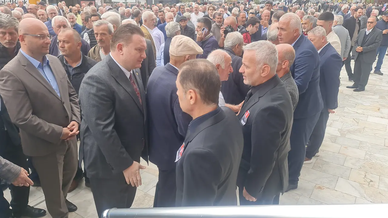 Haber: Rasim Betir Paşa Askeri Törenle Son Yolculuğuna Uğurlandı - Galeri-7