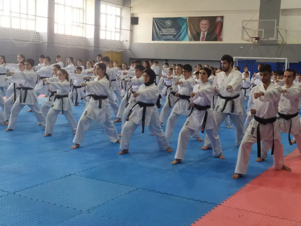 Haber: Karate Dan eğitimi ilimizde başladı - Galeri-1