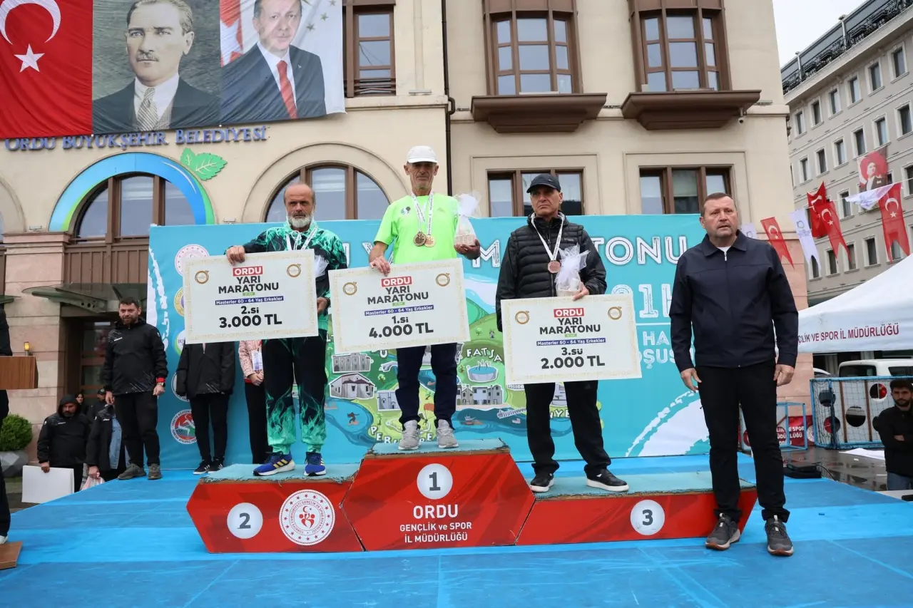 Haber: Hendekli Maratoncu Çelik'ten Ordu’da Büyük Başarı - Öne Çıkan