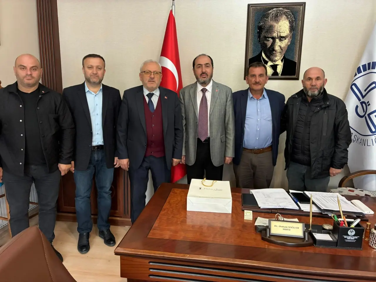 Haber: BAŞKAN BAHADIR HIZ KESMİYOR - Galeri-1