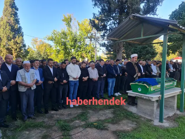 Yaz dualarla son yolculuğuna uğurlandı