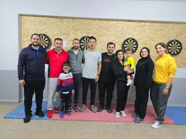 Dart Turnuvasında tatlı rekabet