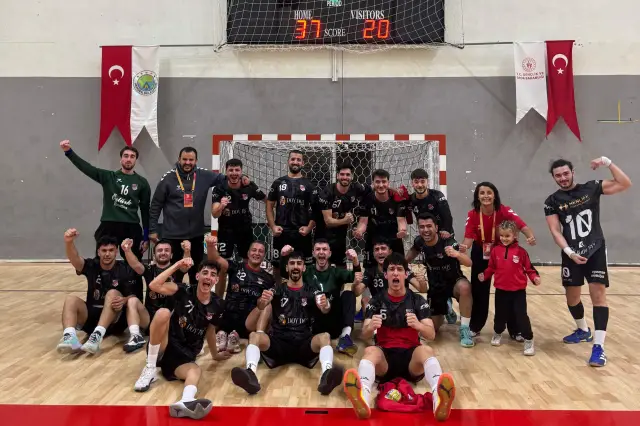 1954 Hendekspor’dan ilk maçında farklı galibiyet