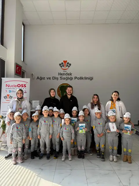 Kreş Öğretmen ve Öğrencilerinden Ağız ve Diş Sağlığı Haftasında Anlamlı Ziyaret