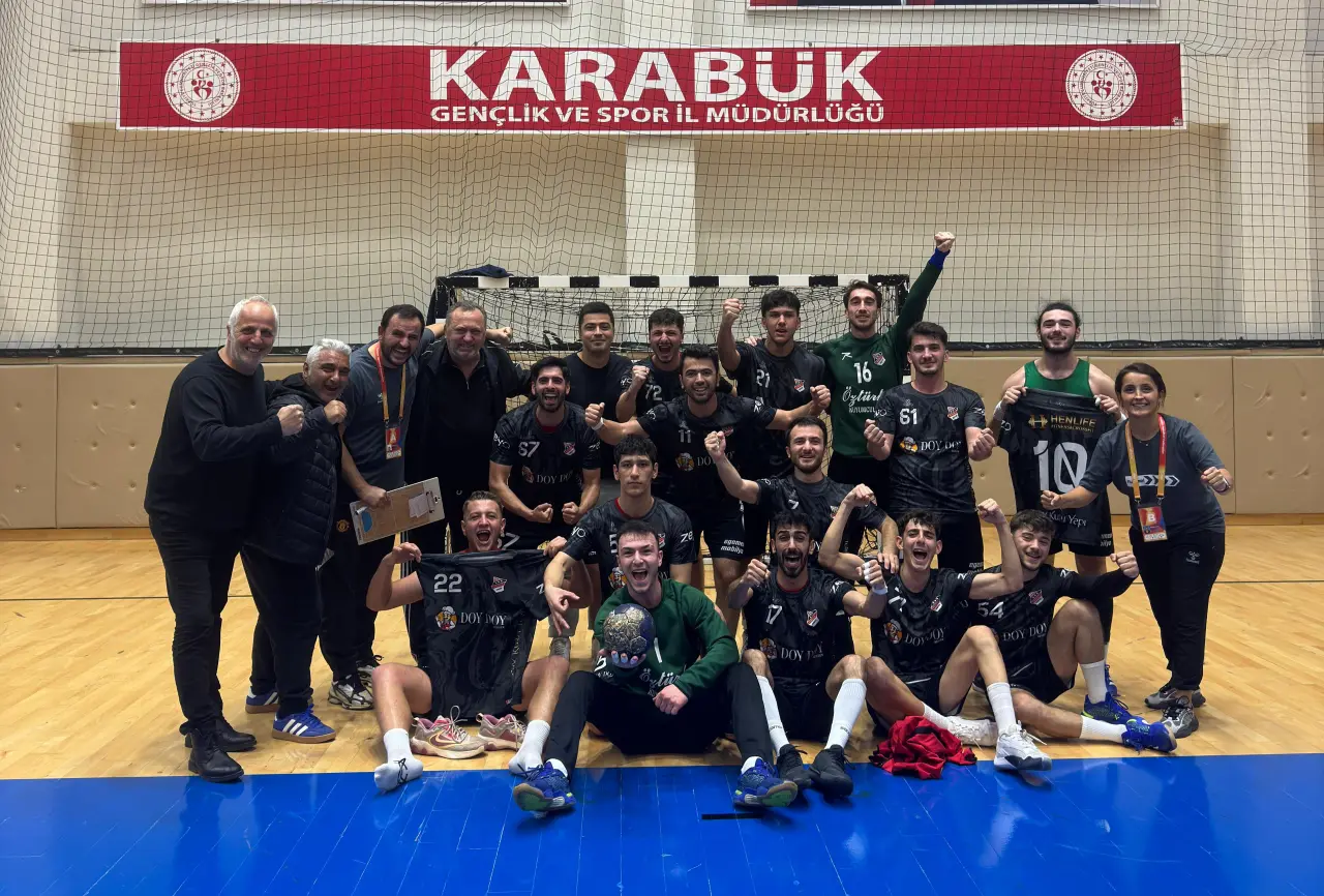 Haber: 1954 Hendekspor deplasmandan galip dönüyor - Öne Çıkan