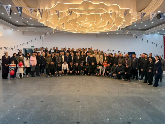 Hendek Anahtar Parti’den Gövde gösterisi