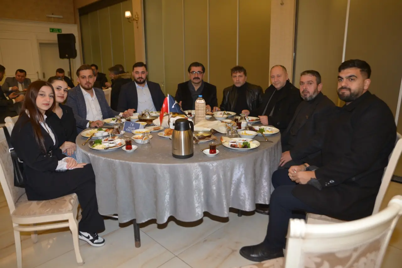 Haber: Anahtar Parti Genel Başkanı Ağıralioğlu Sakarya Teşkilatıyla Kahvaltıda Buluştu - Galeri-4