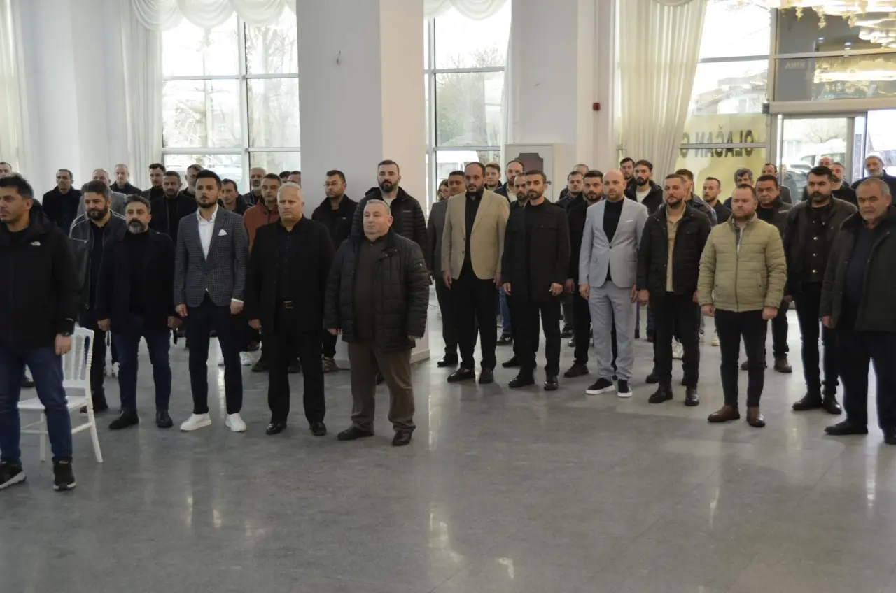 Haber: Hendek Şoförler Odası’nda Cemil Varlıca ile devam - Galeri-3