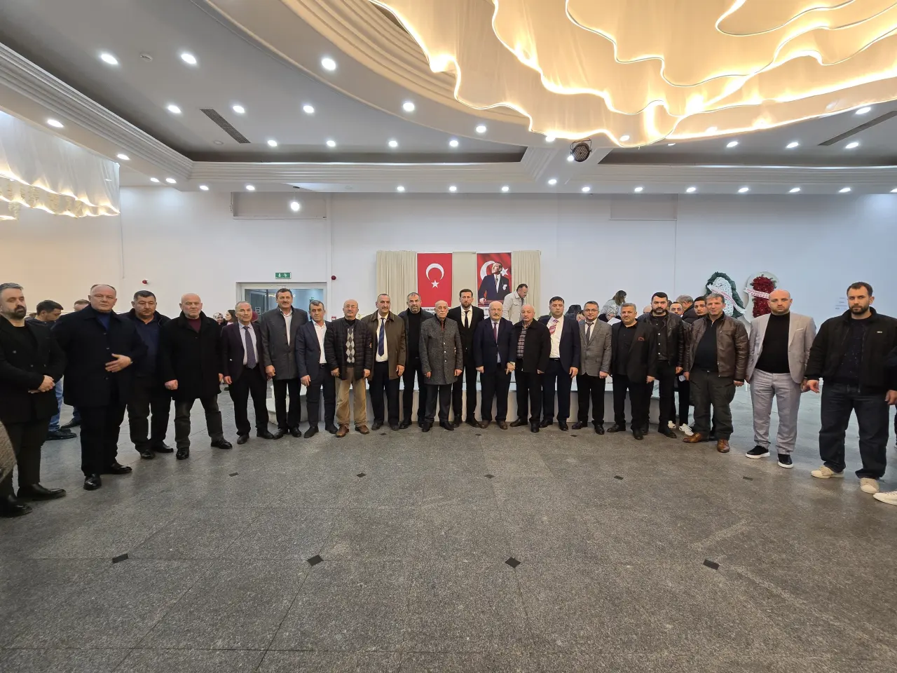Haber: Hendek Şoförler Odası’nda Cemil Varlıca ile devam - Öne Çıkan