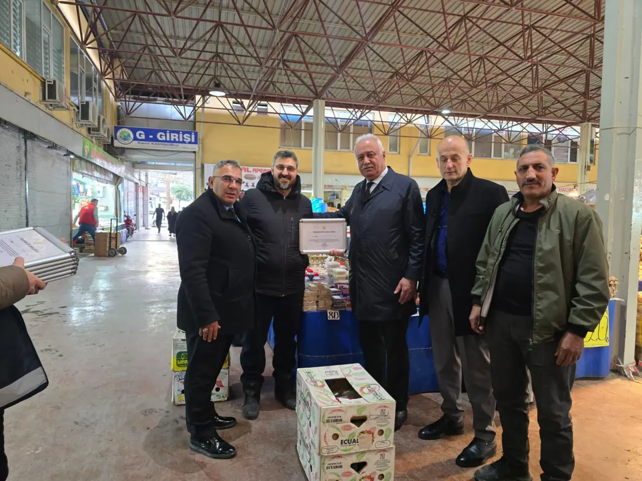 Haber: HENDEK ZABITASINDAN ÖRNEK ESNAFLARA TEŞEKKÜR BELGESİ - Galeri-1