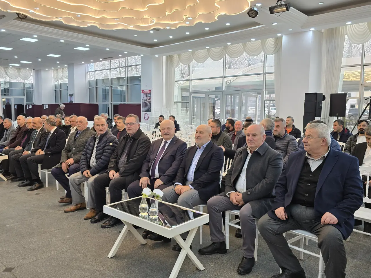 Haber: Esnaf Odasında Demirel ile devam - Galeri-8