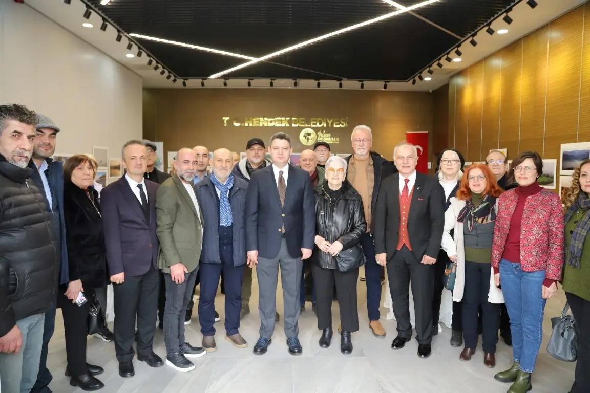 Haber: SAGÜSAD FOTOĞRAF SERGİSİ HENDEK’TE AÇILDI - Galeri-2