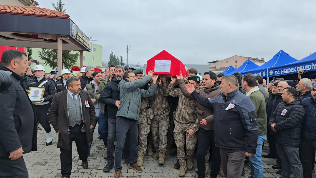 Haber: Polis Memuru Umut Sıbıç Hendek’te Törenle Uğurlandı - Galeri-1