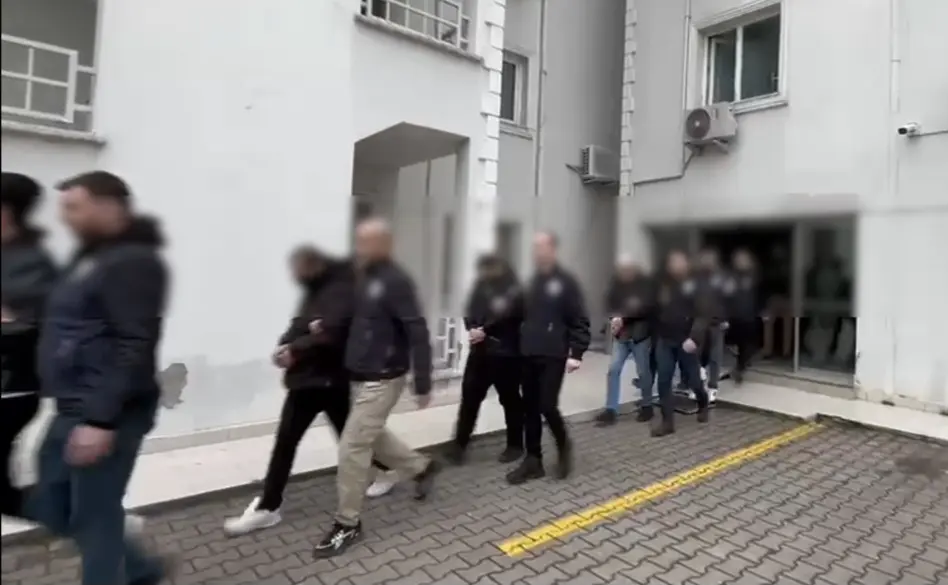Haber: Sakarya Merkezli 12 İlde Çevrimiçi Çocuk Müstehcenliği Operasyonu - Öne Çıkan