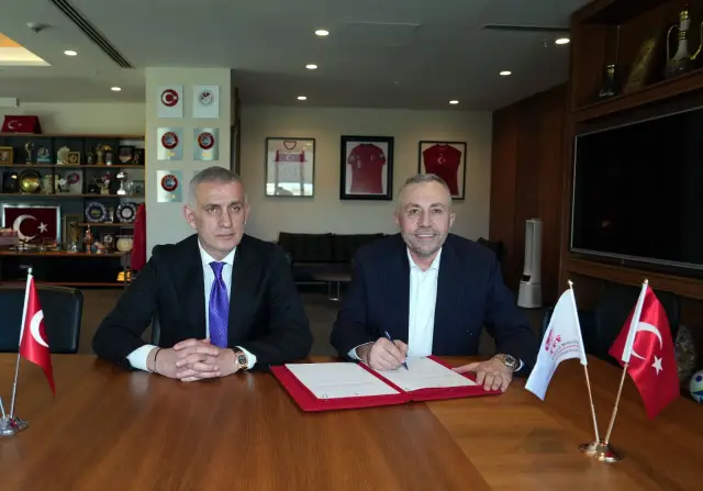 Sarıyer Kola Futbol Milli Takımlar Tedarik Sponsoru Oldu