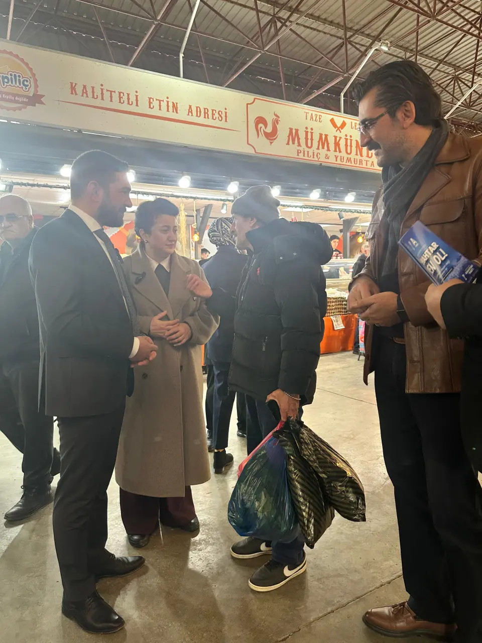 Haber: Anahtar Parti (A Parti) Hendek İlçe Teşkilatı, ilçenin nabzını tutmaya devam ediyor - Galeri-3