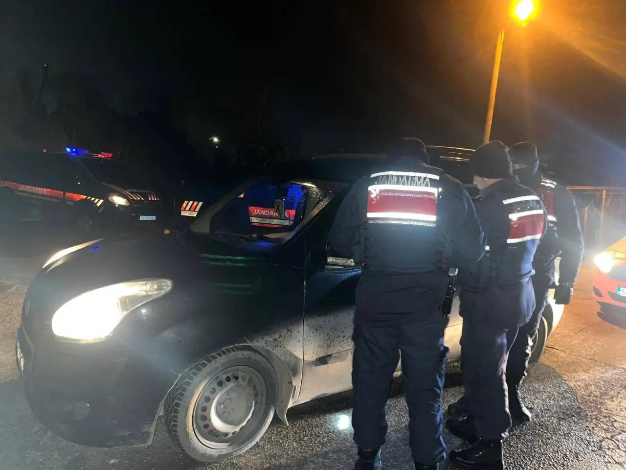 Haber: Hendek'te Polis ve Jandarma'dan huzur uygulaması - Galeri-2