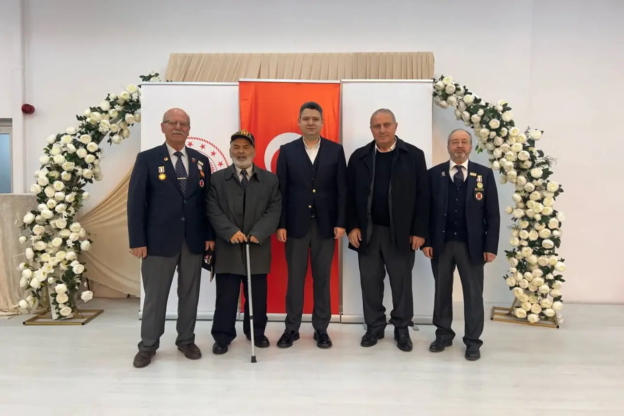 Haber: Şehit Aileleri, Gaziler ve aileleri iftarda bir araya geldi - Galeri-2