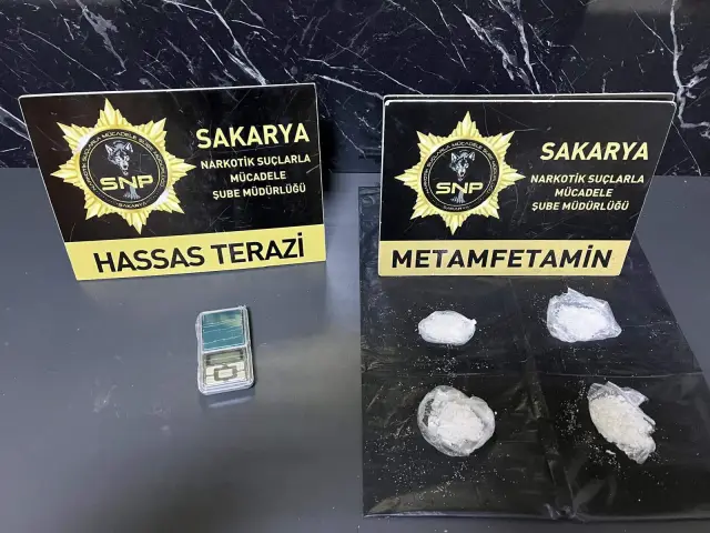 Hendek'e uyuşturucu sevkiyatına narkotik engeli