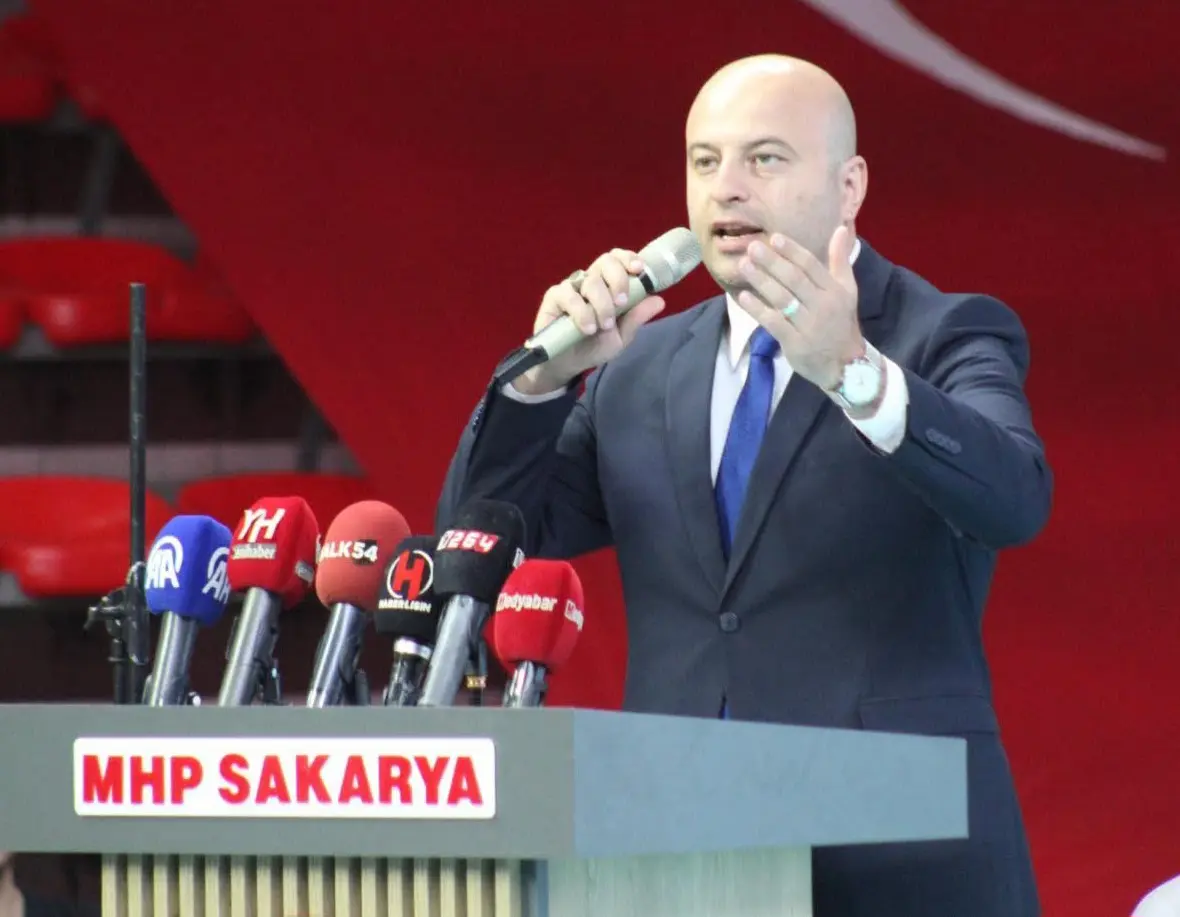 Haber: SAKARYA VALİLİĞİ İDDİALARI HAKKINDA MHP SAKARYA'DAN BASIN AÇIKLAMASI - Öne Çıkan